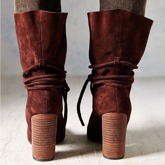 Urban Outfitters Ecoté Carly Suede Ankle-Tie Heeled Boots in Chocolate size 9 - Picture 3 of 6